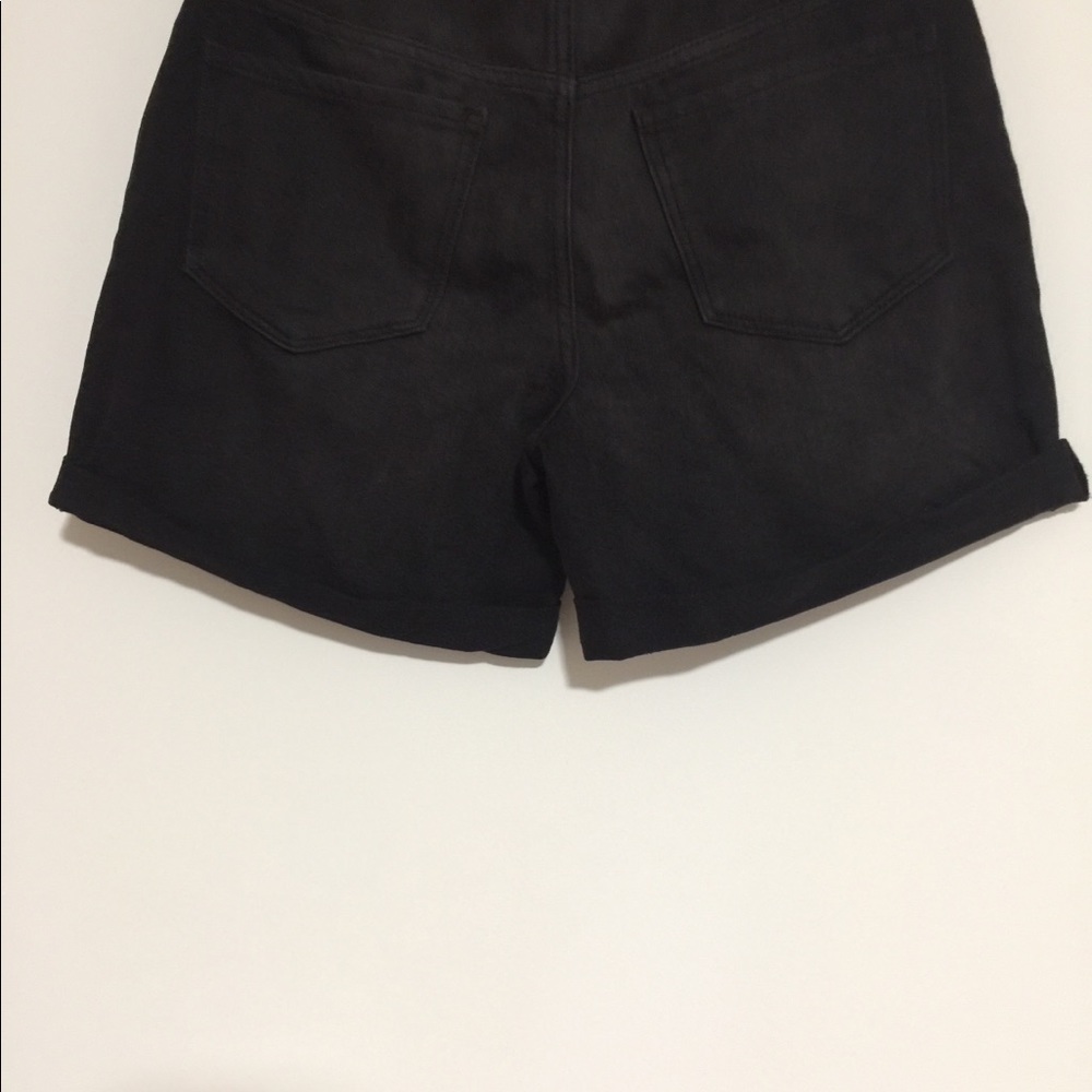 Short pant